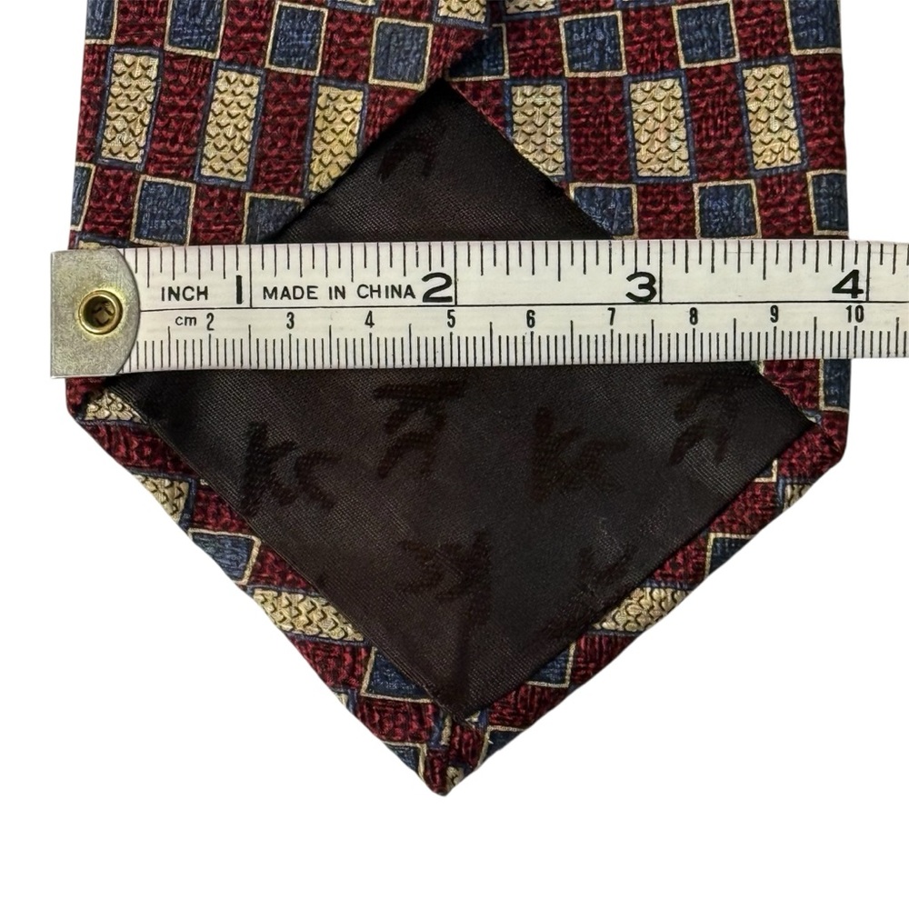 Kenneth Cole Men's 100% Silk Necktie with Red, Blue and Tan Geometric Pattern - Picture 4 of 5